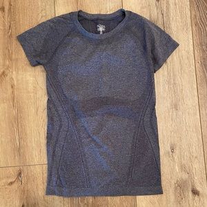 Athleta Momentum Seamless Tee